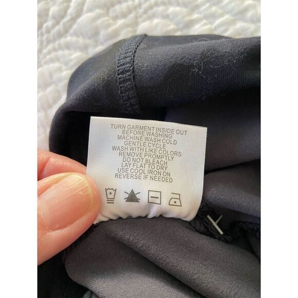 Threads 4 Thought NWOT Black Camo Leggings Size XS High-Rise Eco-Friendly​ - Picture 4 of 12